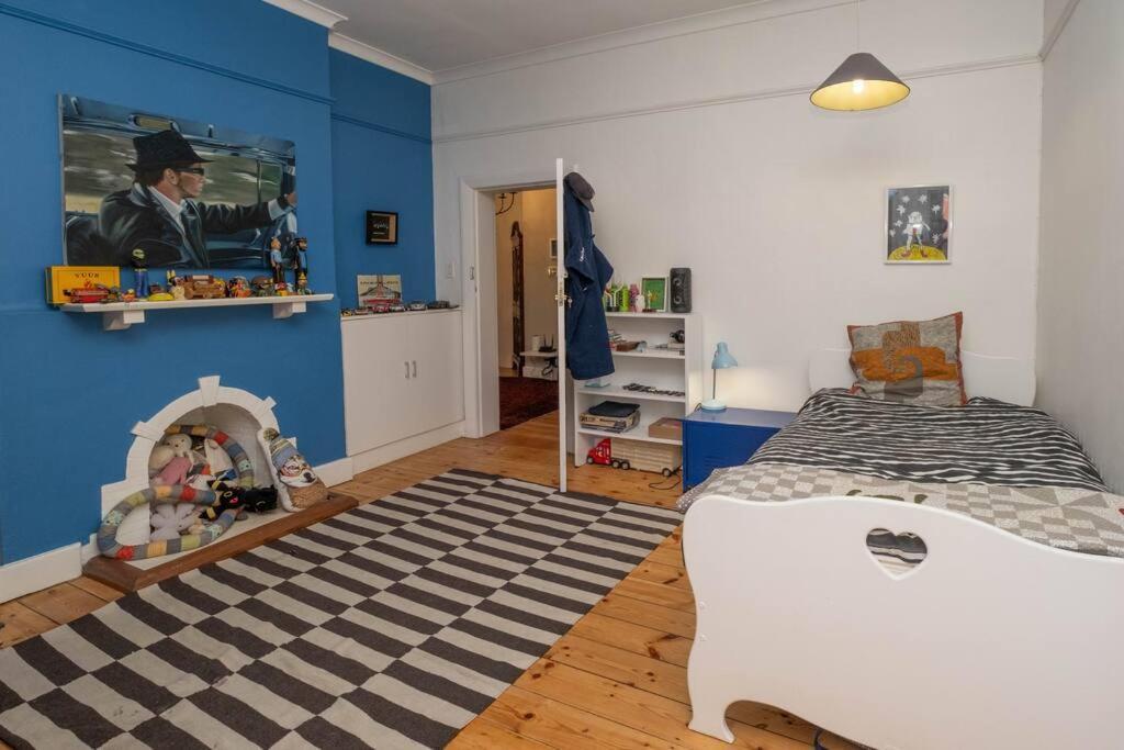 Spacious In Rondebosch Holiday home
