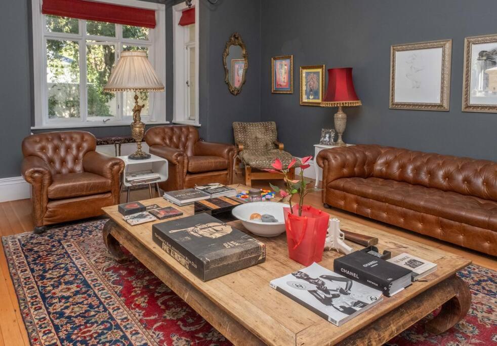 Spacious In Rondebosch Holiday home