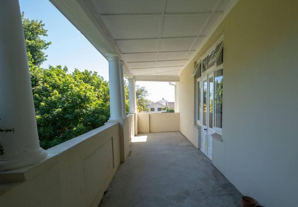 Spacious In Rondebosch Cape Town