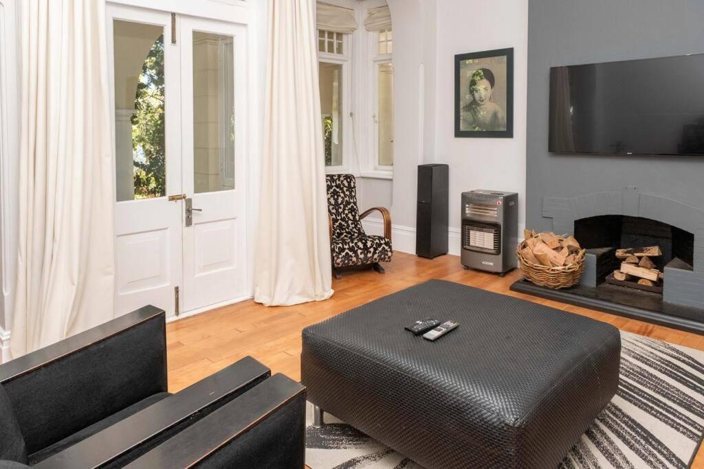 Spacious In Rondebosch Holiday home *